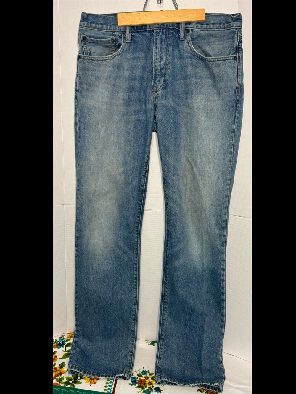 GAP Men's 33/34 Light Blue Straight Leg Jeans Casual Denim Streetwear